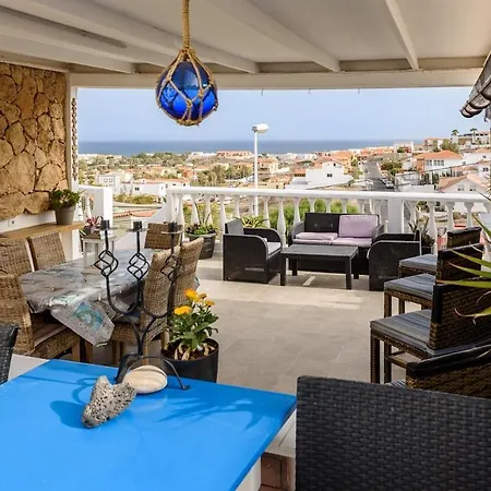Barry Swimming Pool, Amazing Sea Views, Bar Willa